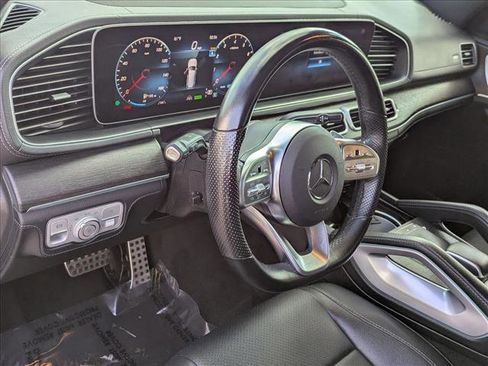 Used 2023 Mercedes-Benz GLS 450 4MATIC image 10