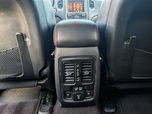 Used 2017 Dodge Durango R/T w/ Technology Group AWD/4WD image 20