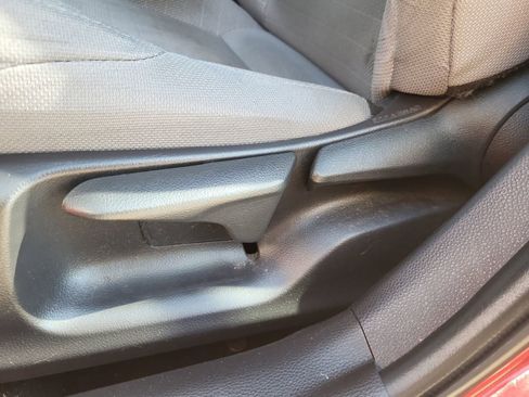 Used 2020 Toyota Corolla SE image 19