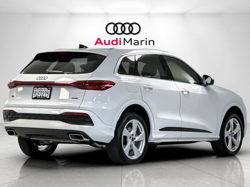 Certified 2025 Audi Q5 Premium Plus w/ Premium Plus image 5