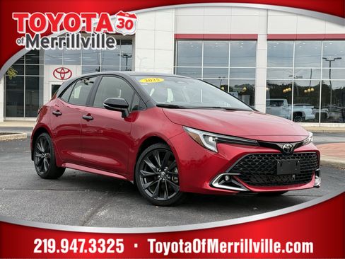 Used 2025 Toyota Corolla XSE FWD image 1