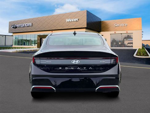 New 2026 Hyundai Sonata SEL FWD image 25
