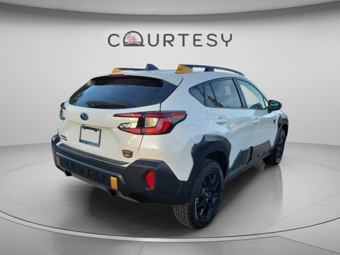 Used 2025 Subaru Crosstrek 2.5i Wilderness w/ Wilderness Package AWD/4WD image 3