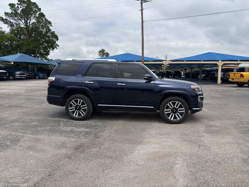 Used 2021 Toyota 4Runner Limited AWD/4WD image 4