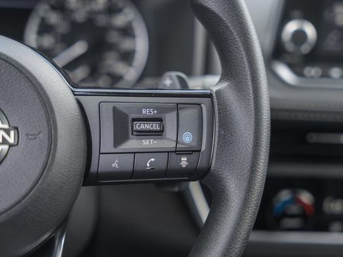 Used 2023 Nissan Rogue SV AWD/4WD image 26