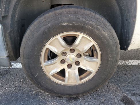 Used 2010 GMC Sierra 1500 W/T RWD image 8