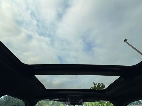 Used 2019 Ford F150 Raptor w/ Equipment Group 802A Luxury image 21