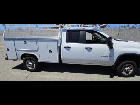 Used 2024 Chevrolet Silverado 2500 W/T w/ WT Convenience Package RWD image 7