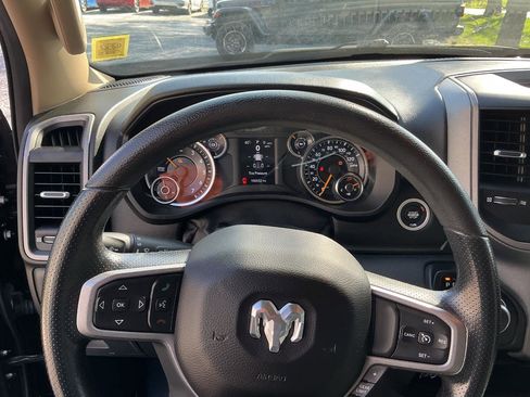 Used 2019 RAM 1500 Tradesman image 11
