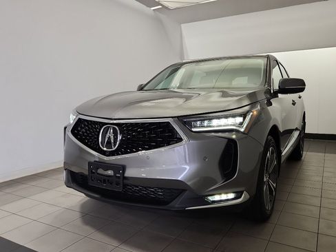 Used 2023 Acura RDX AWD w/ Advance Package image 2