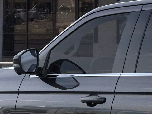 New 2026 Ford Expedition Active image 20