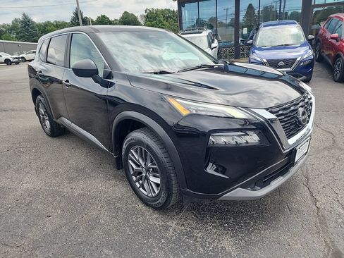 Certified 2023 Nissan Rogue S AWD/4WD image 2
