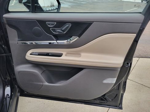 Certified 2023 Lincoln Corsair Reserve w/ Equipment Group 201A image 20