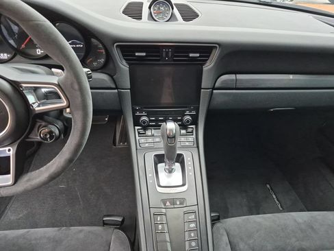 Used 2018 Porsche 911 Carrera GTS RWD image 25