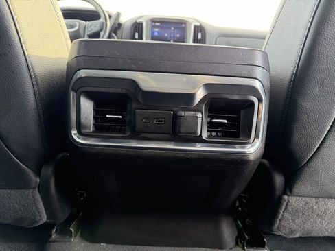 Used 2022 GMC Sierra 2500 Denali w/ Denali Ultimate Package image 32