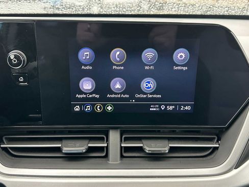 Certified 2025 Chevrolet Trax RS w/ Sunroof Package image 28