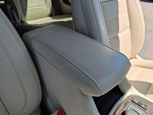Used 2023 GMC Acadia Denali w/ LPO, Floor Liner Package FWD image 40