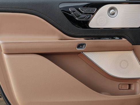 Used 2024 Lincoln Aviator Black Label image 22