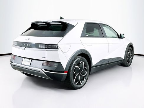 Used 2023 Hyundai Ioniq 5 SE image 9