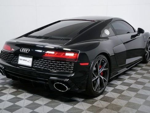 Used 2022 Audi R8 V10 performance image 3