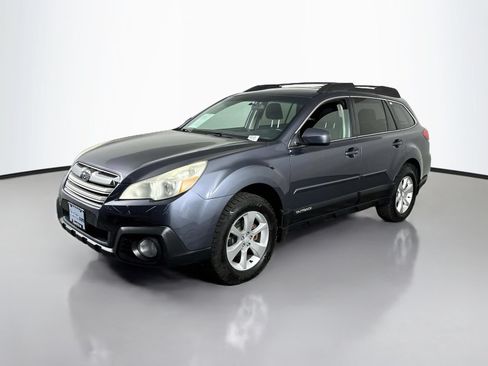 Used 2014 Subaru Outback 2.5i Premium AWD/4WD image 3