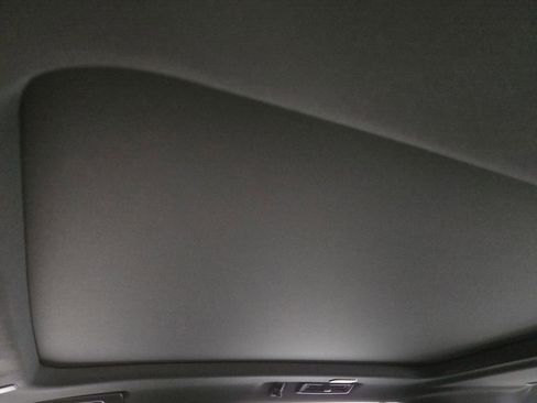 Used 2024 GMC Yukon XL AT4 w/ Technology Package image 14