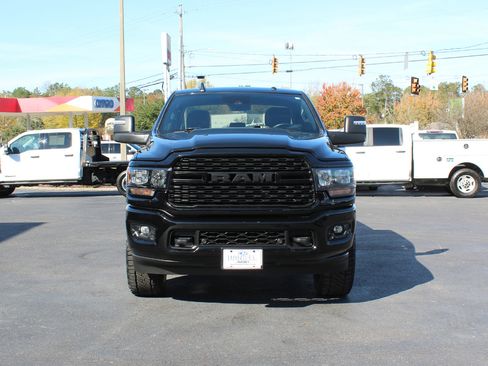 Used 2024 RAM 2500 Big Horn w/ Night Edition image 9