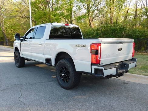 Used 2025 Ford F250 Lariat w/ Lariat Ultimate Package image 3