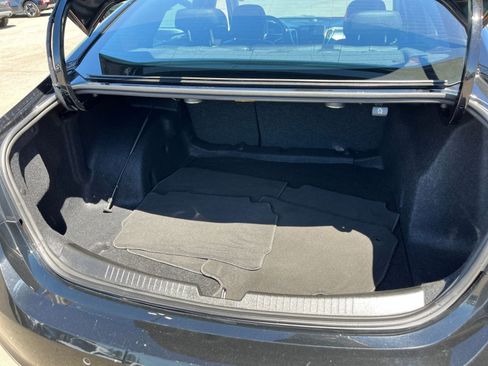 Used 2024 Chevrolet Malibu LT image 31
