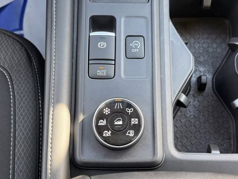 Certified 2024 Nissan Pathfinder S image 30