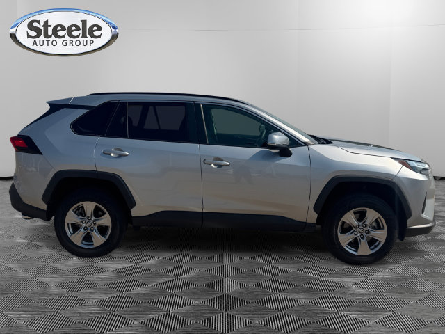 Used 2024 Toyota RAV4 XLE FWD image 6