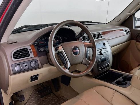 Used 2011 GMC Sierra 2500 SLT w/ SLT Convenience Package AWD/4WD image 32