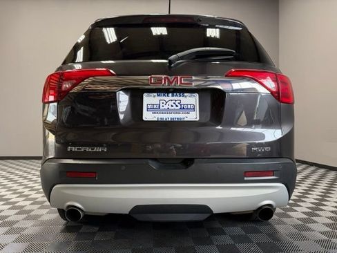Used 2017 GMC Acadia SLT AWD/4WD image 10
