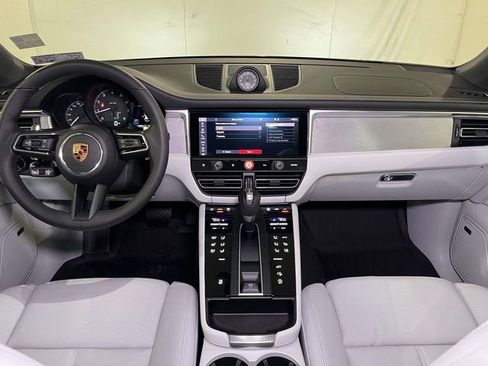New 2026 Porsche Macan AWD/4WD image 26