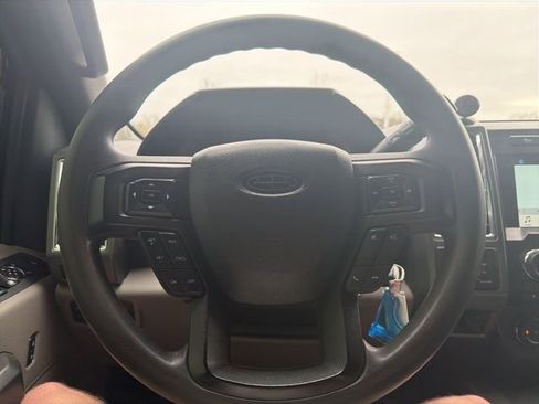 Used 2017 Ford F250 XLT w/ XLT Premium Package image 55