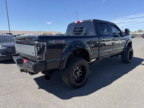Used 2017 Ford F350 Platinum w/ Platinum Ultimate Package AWD/4WD image 5