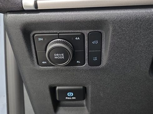 Used 2026 Ford Expedition Active AWD/4WD image 26