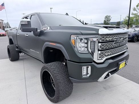 Used 2020 GMC Sierra 2500 Denali w/ Denali Ultimate Package AWD/4WD image 3