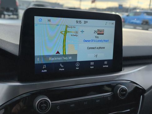 Used 2022 Ford Escape Titanium w/ Class II Trailer Tow Package image 27