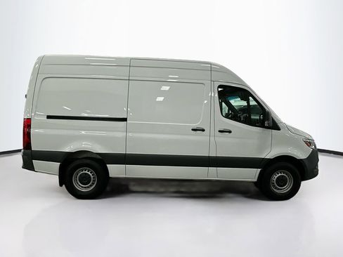 Used 2023 Mercedes-Benz Sprinter 144 Cargo image 9