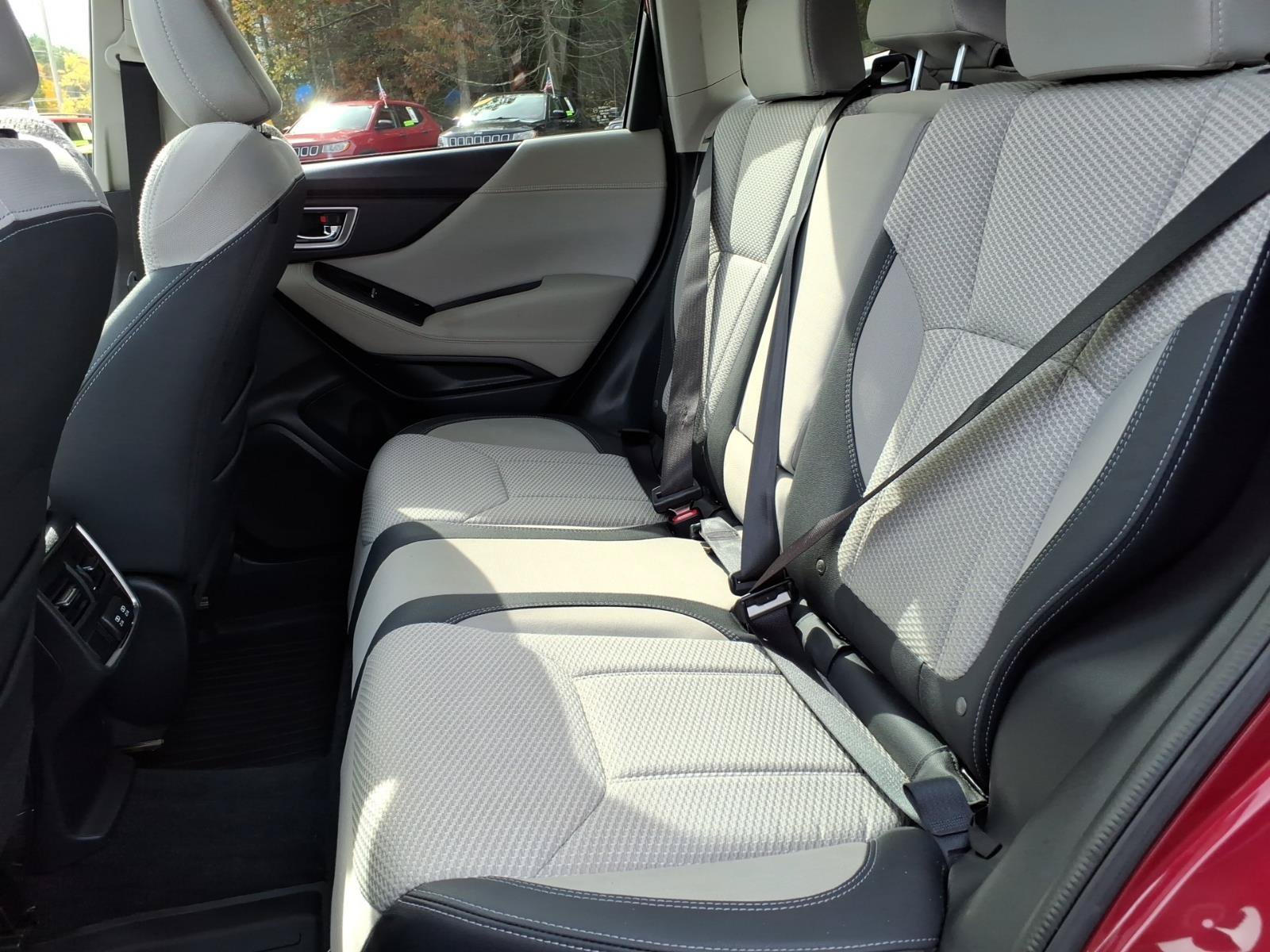 Used 2019 Subaru Forester Premium AWD/4WD image 11