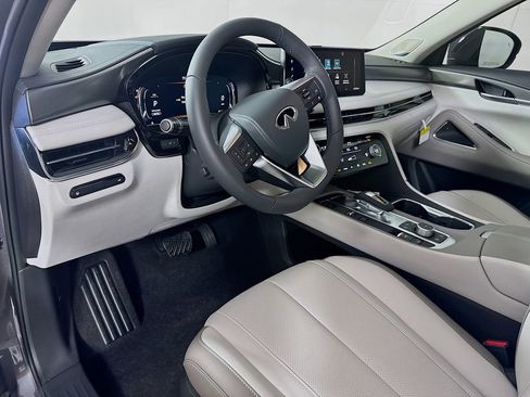 New 2026 INFINITI QX60 Luxe image 9