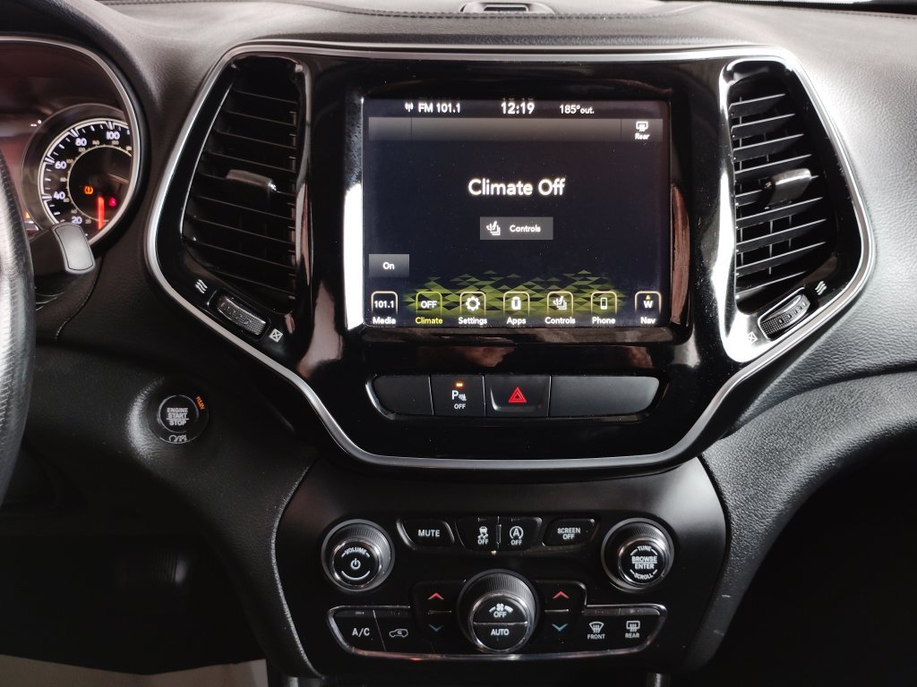 Used 2020 Jeep Cherokee Limited AWD/4WD image 33