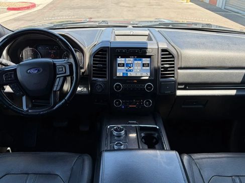 Used 2018 Ford Expedition Max Limited w/ Equipment Group 301A AWD/4WD image 10