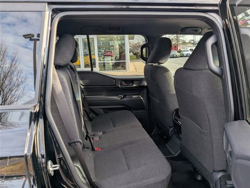 Used 2024 Toyota Land Cruiser image 12