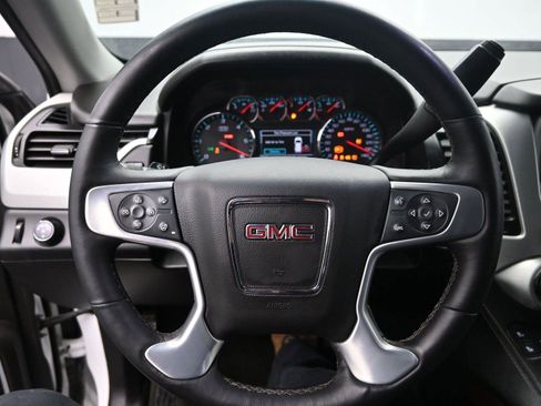 Used 2017 GMC Yukon XL SLT image 27