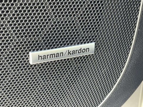 Certified 2025 Subaru Ascent Bronze Edition w/ Onyx Package image 17