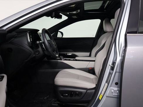 Certified 2025 Lexus RX 350 w/ Convenience Package AWD/4WD image 10