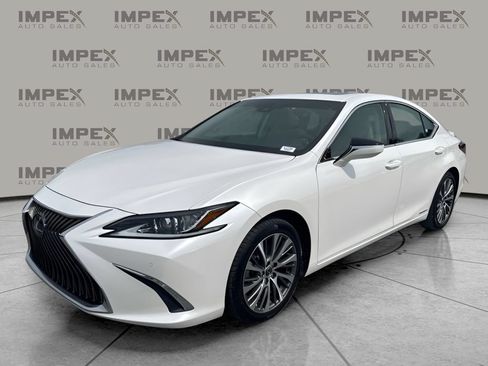 Used 2019 Lexus ES 300h w/ Premium Package FWD image 1