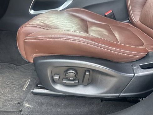 Used 2017 Jaguar F-PACE S image 22